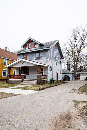 dickinson-39