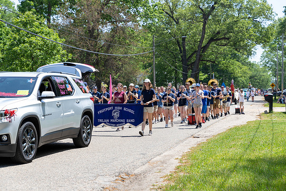 Fruiport_Band_Parade-120